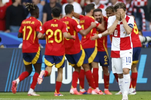 Modric During Spain vs Croatia